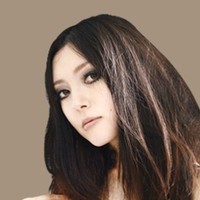 Kareenaトップ